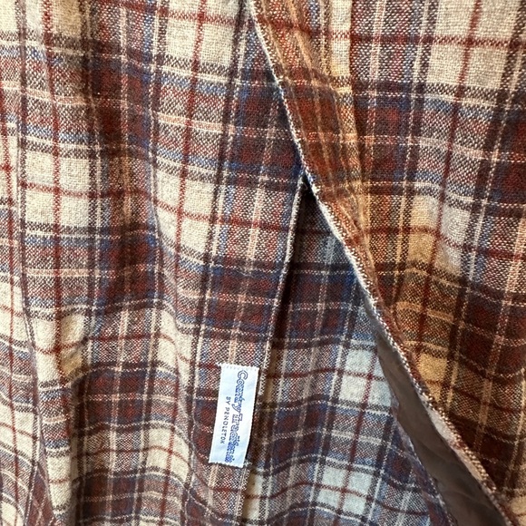 Vintage Pendleton Size Large Plaid Brown 100% Virgin Wool USA Made Mens Shirt - Picture 8 of 10